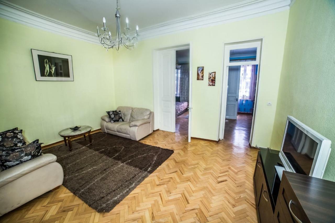 Gold District Apartment Tbiliszi Kültér fotó