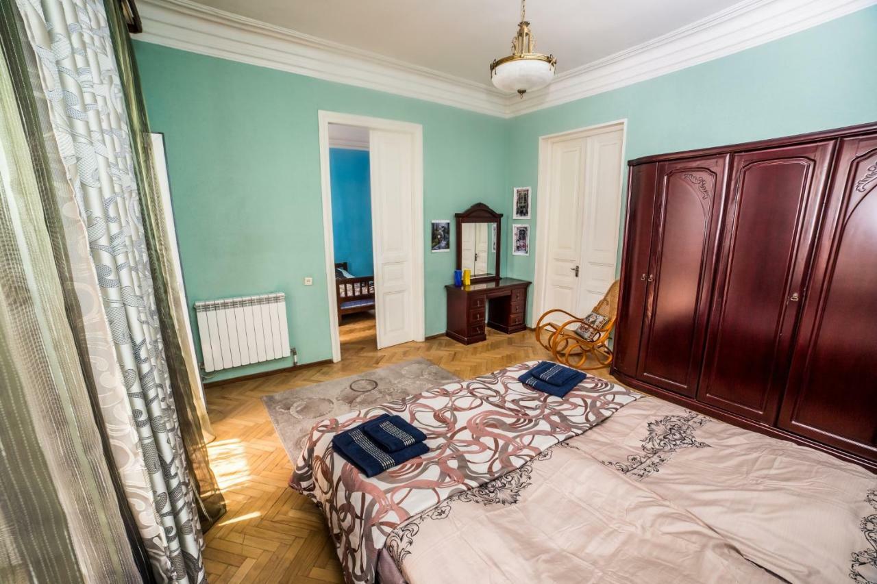 Gold District Apartment Tbiliszi Kültér fotó