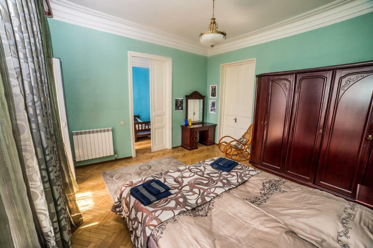 Gold District Apartment Tbiliszi Kültér fotó